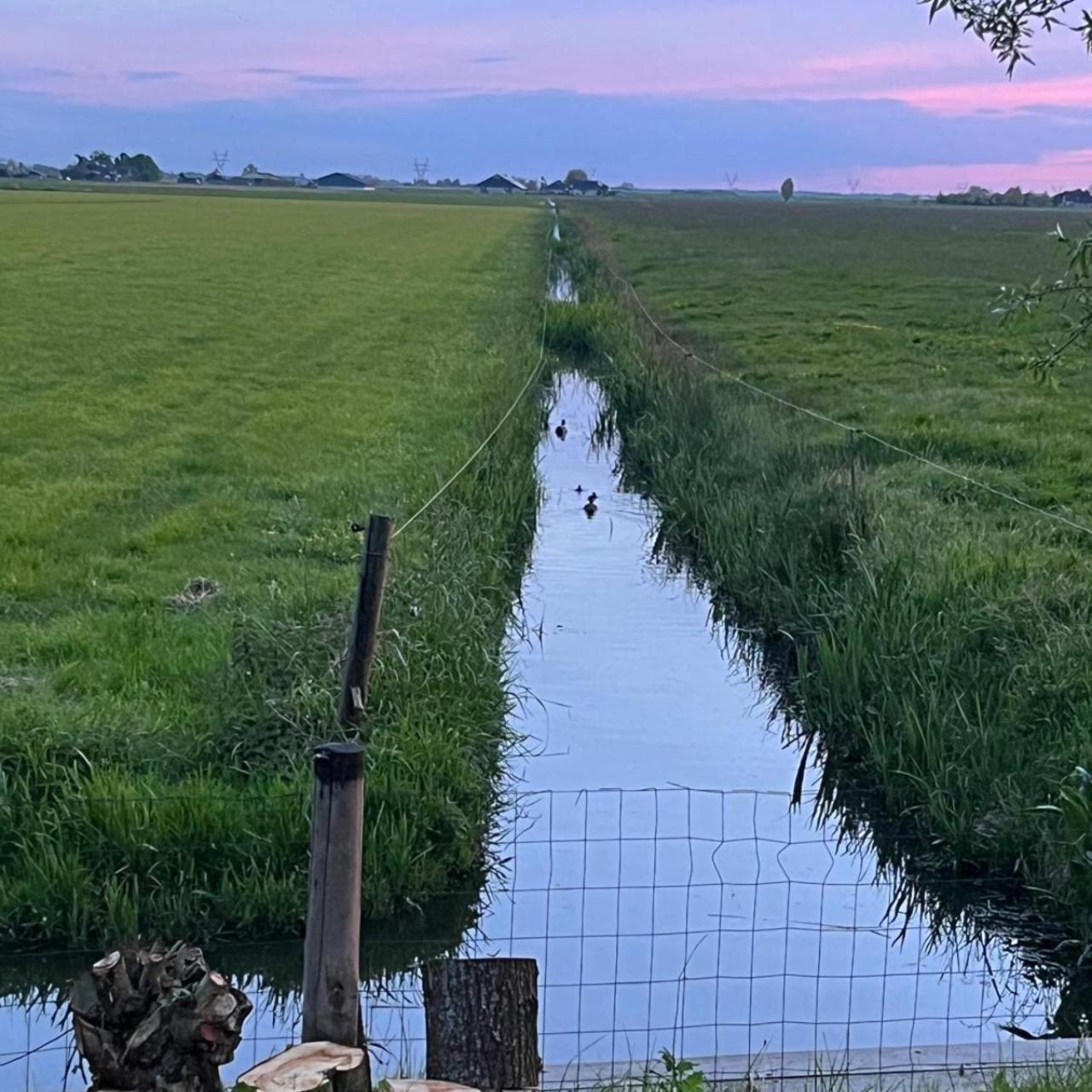 Aan De Hoge Weg Bed & Breakfast Kamperveen Luaran gambar